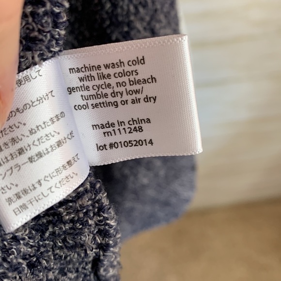 Barefoot Dreams Bamboo Chic Light Cardigan - Picture 9 of 9